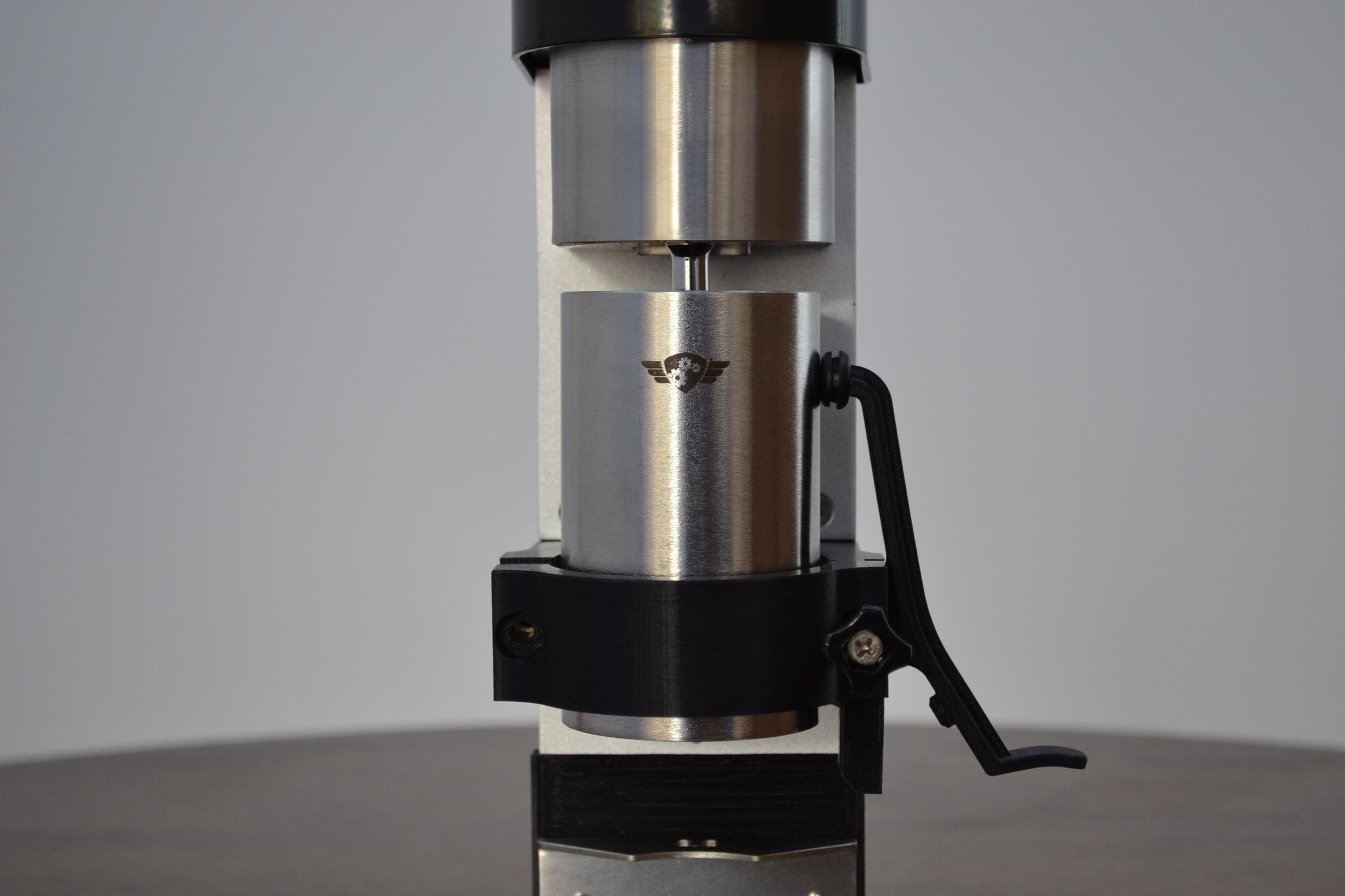 comandante grinder installation