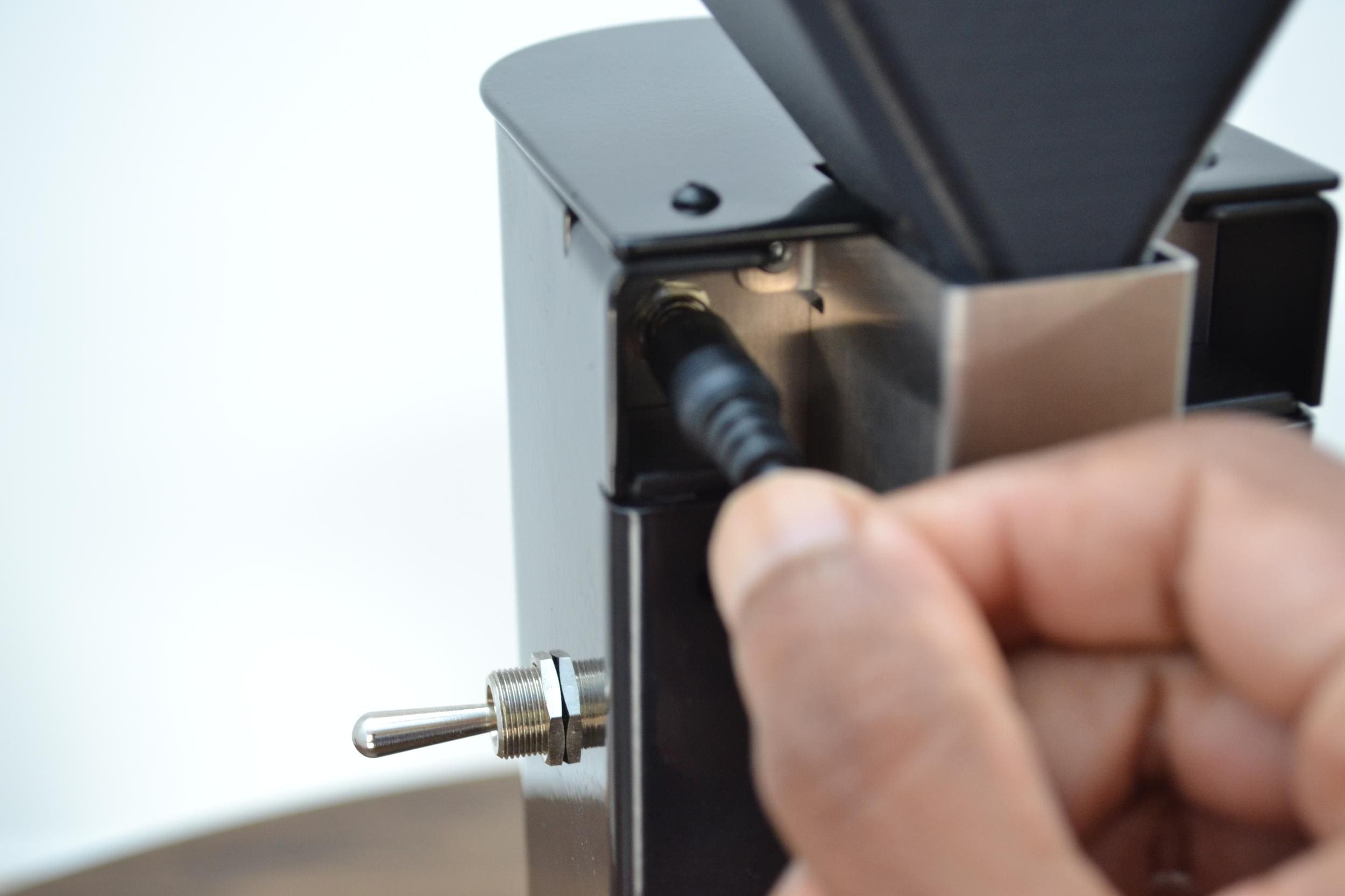 comandante grinder installation